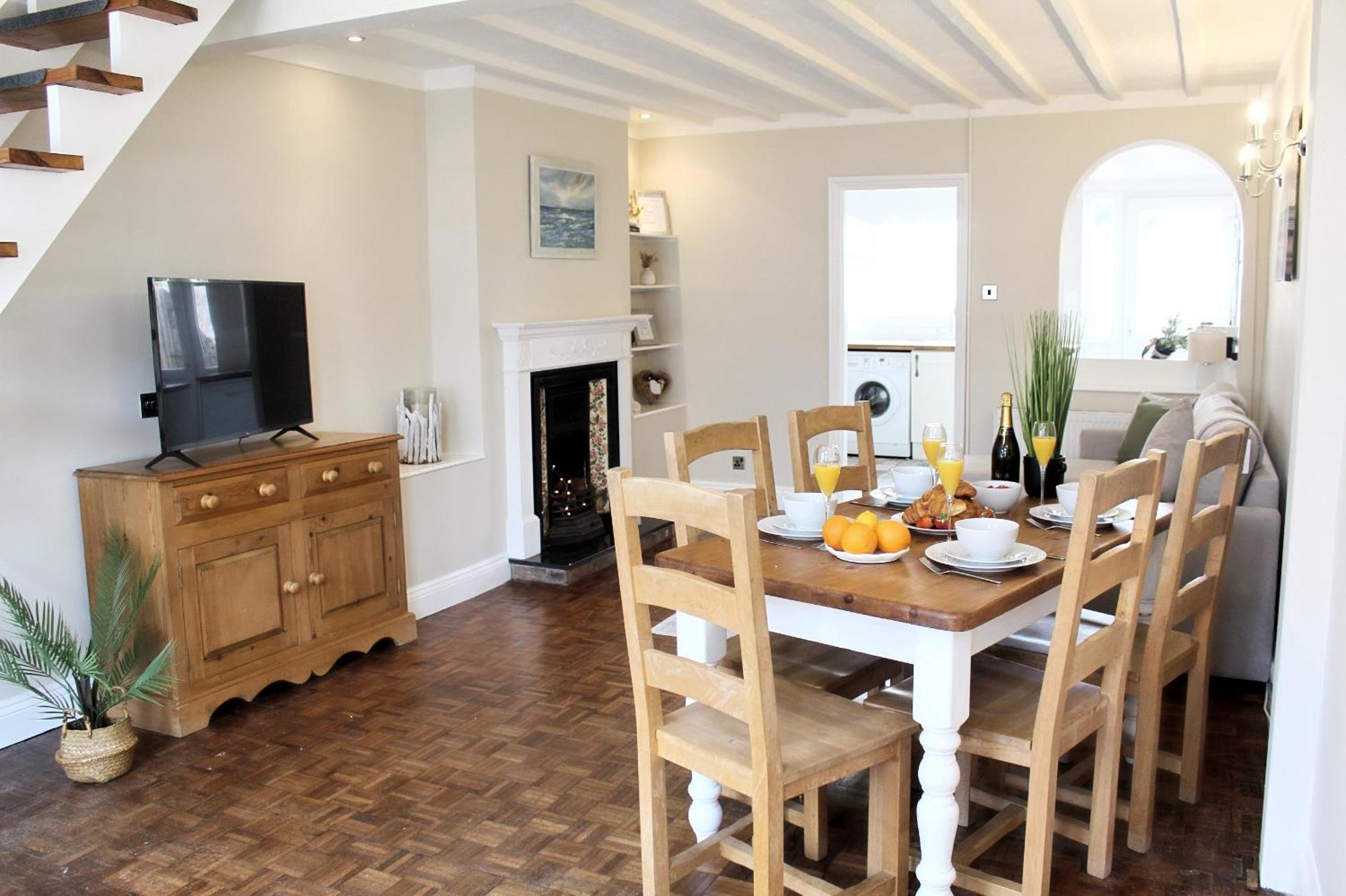 Cosy Cottage In Mersea - Walking Distance To Beach And Town West Mersea Exterior photo